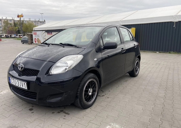 Toyota Yaris cena 18400 przebieg: 166000, rok produkcji 2009 z Tuchola małe 436